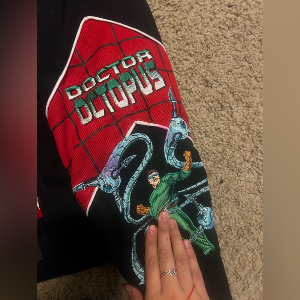 Spider-man Racer Jacket - Picture 2 of 7